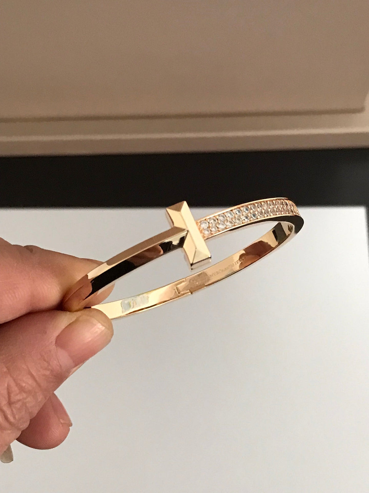Tiffany T1 Wide Cubic Zirconia Hinged Bangle Pink Gold